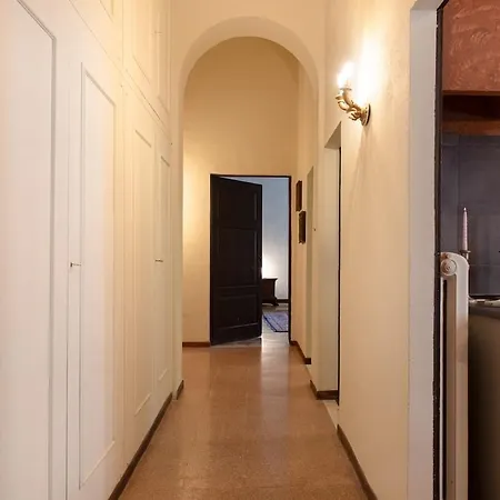 アパート Palazzo Baronio- Casa Di Olimpio ラヴェンナ